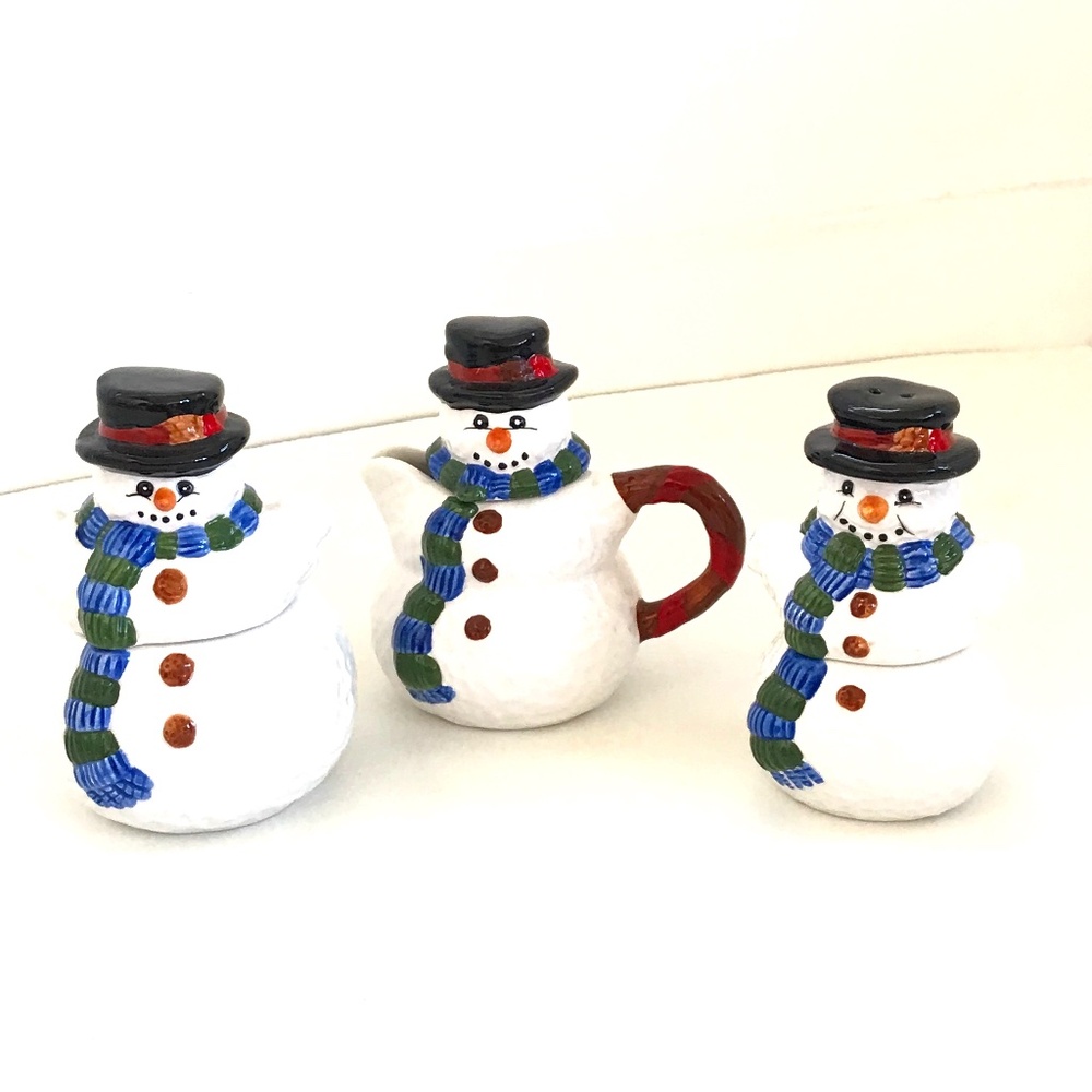 4 Piece Set Sugar Creamer Salt Pepper Holiday Winter Snowman Ceramic